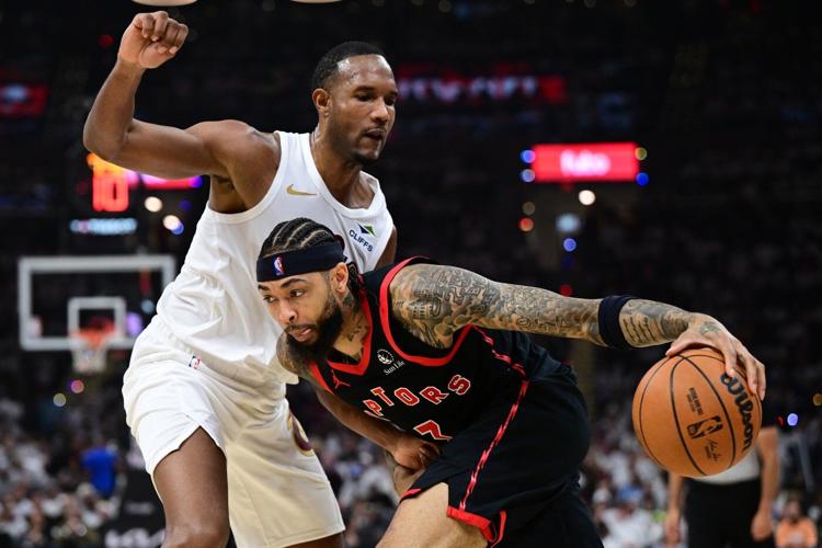 Brandon Ingram exits early, Scottie Barnes hobbled as Raptors drop Game 5 to Cavs