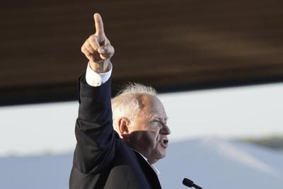 Walz says Gaza demonstrators are protesting for 'all the right reasons' while condemning Hamas