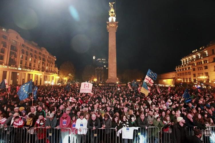 Georgia votes in an election which could take it toward the EU or into Russia's orbit