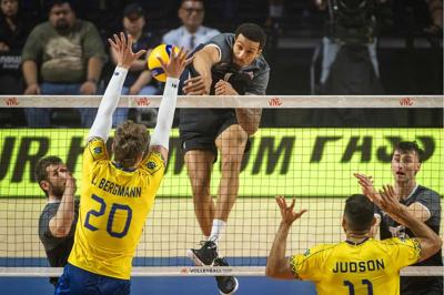ɫֱ men swept 3-0 by Brazil in Volleyball Nations League action