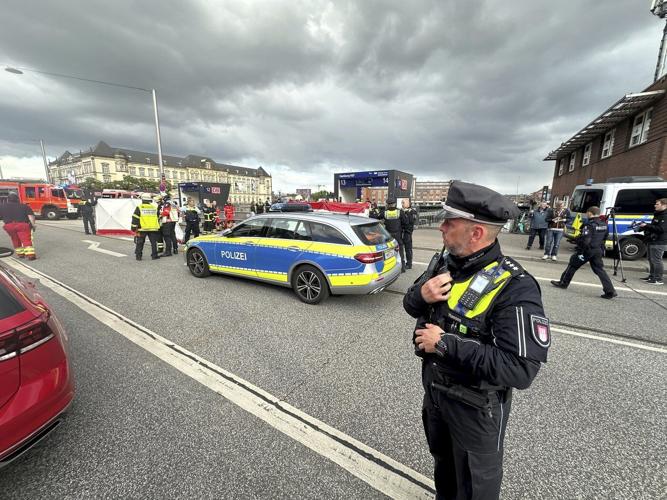 12 people injured in stabbing at Hamburg train station, authorities say