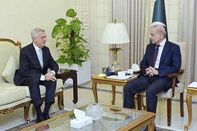 UNHCR chief meets Pakistan's premier to discuss the situation of Afghan refugees following clampdown
