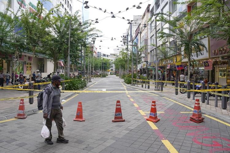 Malaysia beefs up search for Indian tourist who fell into sinkhole a week ago
