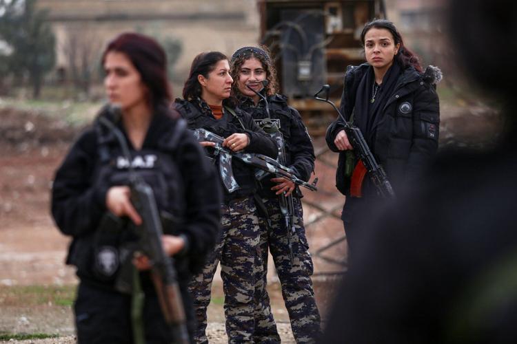 Syria's interior ministry forces enter key city under deal with Kurdish-led SDF