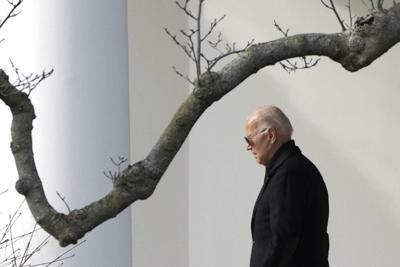 Biden brings congressional leaders to White House at pivotal time for Ukraine aid and US border deal