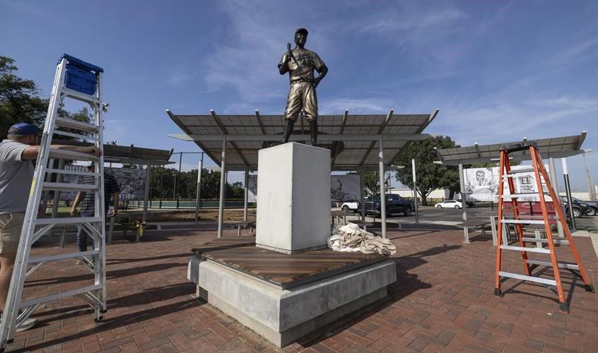 A rebuilt bronze Jackie Robinson statue returns to Kansas 6 months after the original was stolen