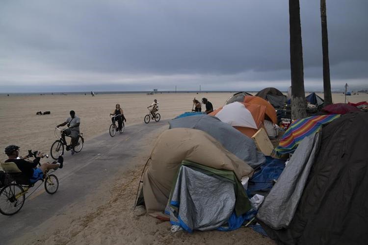 'Do better': Newsom pauses $1B in homelessness spending