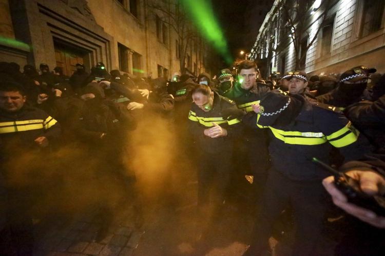 Georgia suspends talks on joining the European Union and accuses the bloc of blackmail