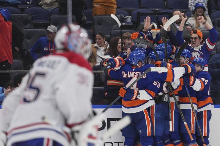 Horvat's overtime goal and Sorokin's 38 saves and 2 assists lift Islanders to 4-3 win over Canadiens