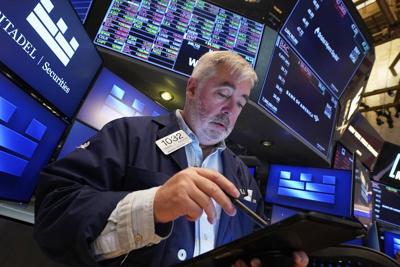 S&P/TSX composite up more than 100 points, U.S. stocks also rise