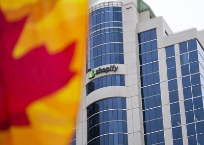 Shopify beefs up AI offerings with new products meant to boost merchants' sales