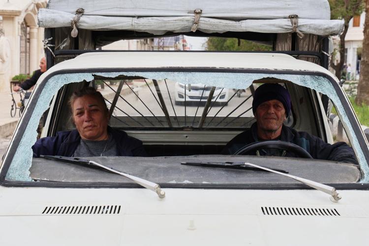 Sectarian attacks rock a Christian town in Syria after a dispute