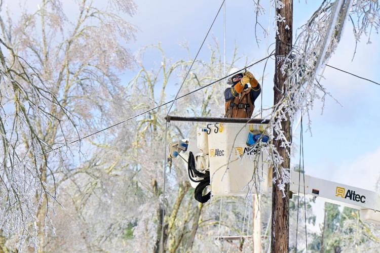 More arctic air is expected for Southern states hit by ice and riddled with power outages
