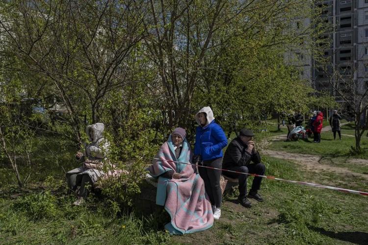 Russian missile and drone attack in Ukraine kills 19 people
