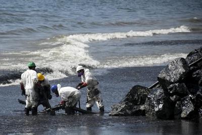 Oil spill near Trinidad and Tobago blamed on barge being tugged to Guyana, officials say