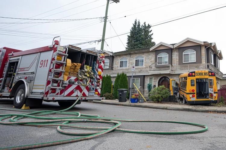 11 people sent to hospital after school bus crashes into Burnaby, B.C., home