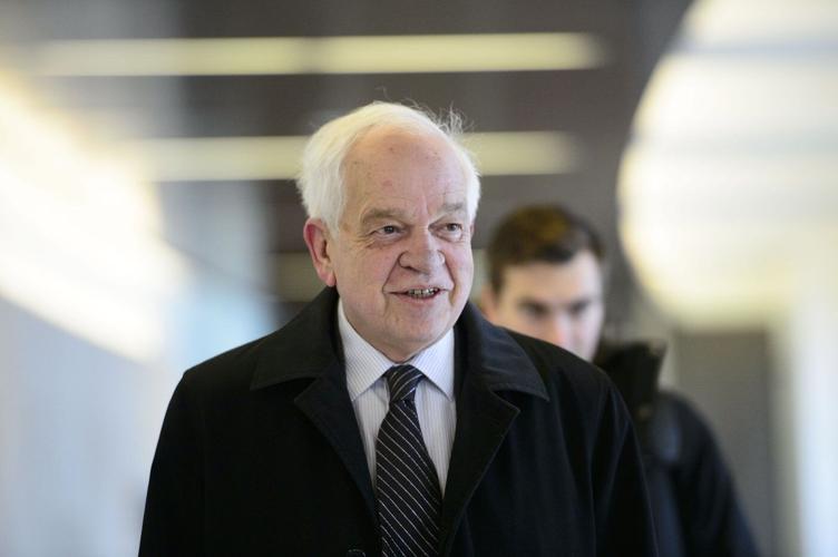CP NewsAlert: Former Liberal minister John McCallum dead at 75