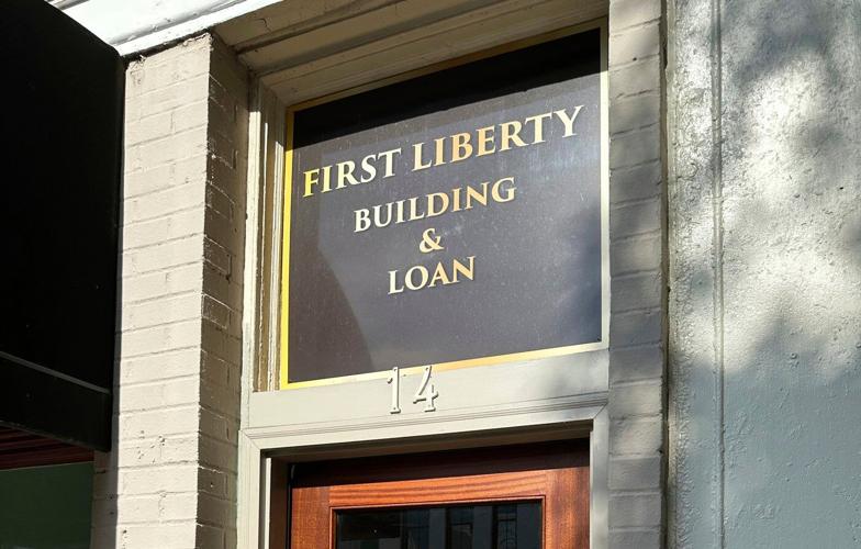 Federal officials say a prominent Georgia Republican was running a $140 million Ponzi scheme