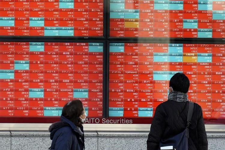 Stock market today: Hot jobs report keeps Wall Street in check despite gains for tech giants