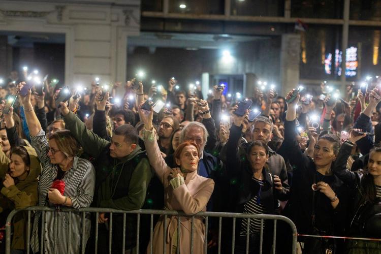 Serbian officials deny illegal sonic weapon attack on peaceful protesters