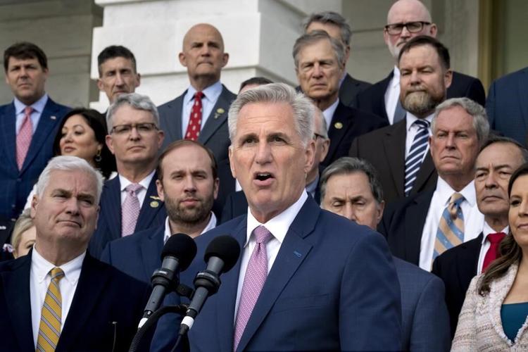 Speaker McCarthy unveils $1.5T debt bill, challenging Biden