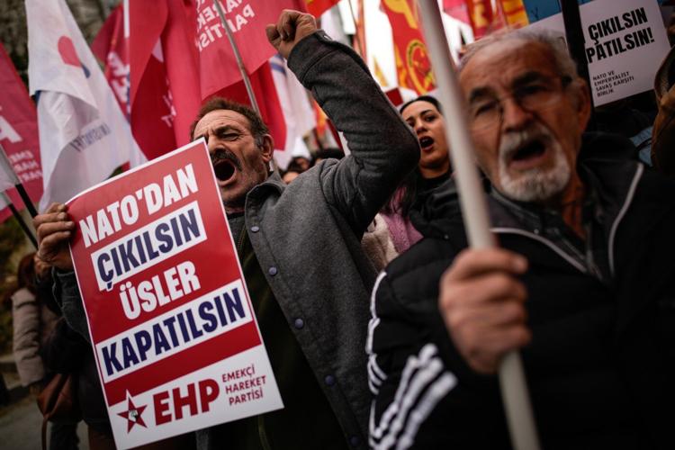 Iran hits Gulf neighbors and keeps stranglehold on oil shipping as concerns rise of energy crisis