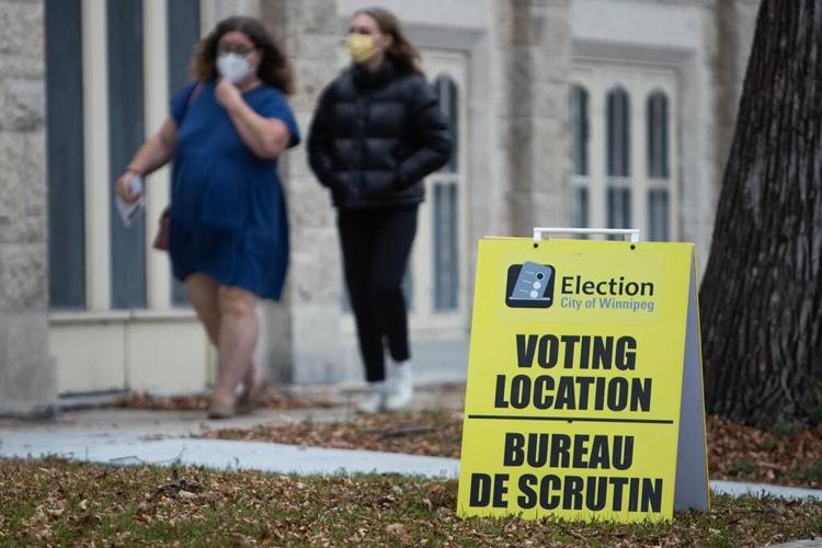 Scott Gillingham elected Winnipeg mayor in close race with Glen Murray