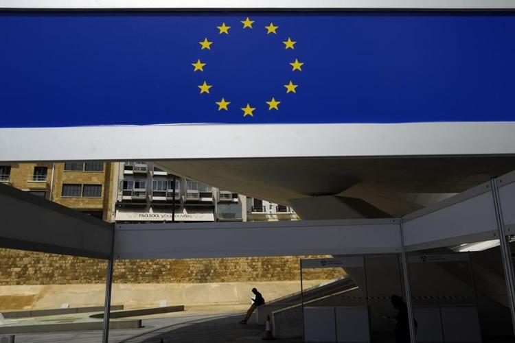 EU lawmakers approve an overhaul of migration law, hoping to deprive the far right of votes