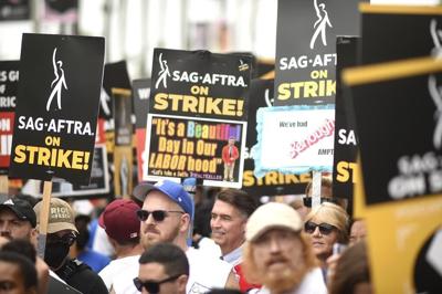 Hollywood strikes enter a new phase as daytime shows like Drew Barrymore's return despite pickets