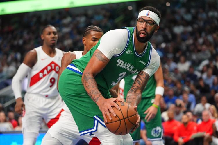 Cooper Flagg scores 22 points as Mavericks beat Raptors 139-129