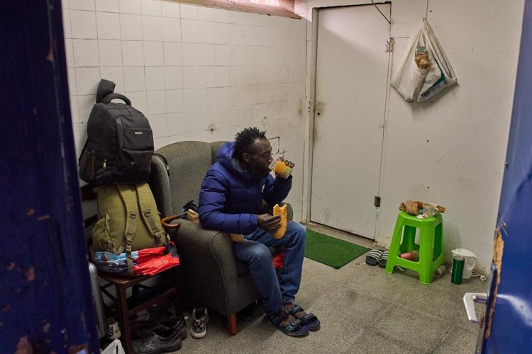 Spanish police evict hundreds of migrants from squat deemed a safety hazard