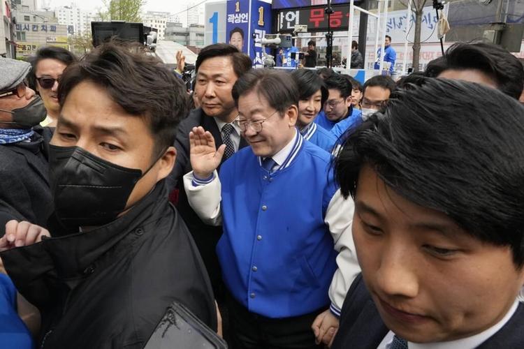 Here's what South Koreans are concerned about as they vote for parliament this week