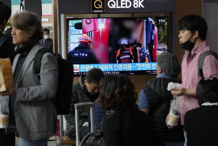 South Korea tour bus crash kills 1 Israeli, 34 people hurt