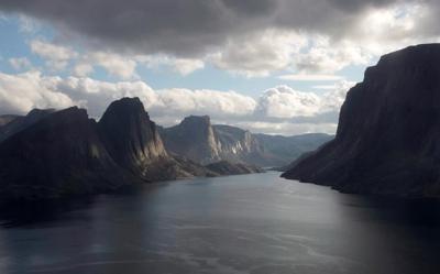 Crews work in Nunavut hamlet to restore power that's been off since Thursday