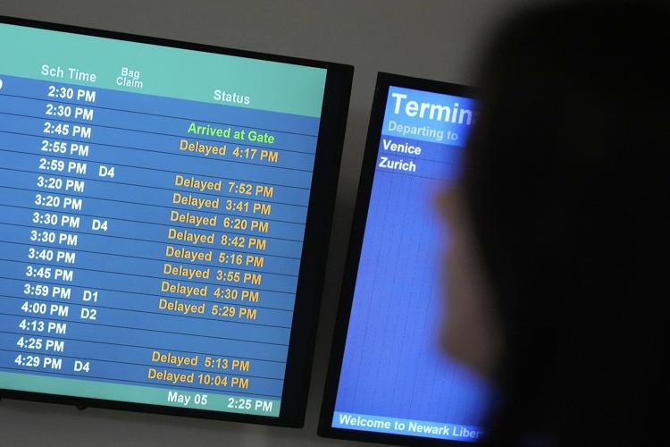What to know about flight delays and cancellations at Newark airport