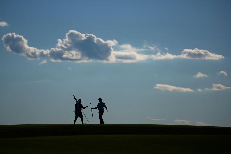 Clark turning U.S. Open into a runaway, Scheffler still has hope for a slam