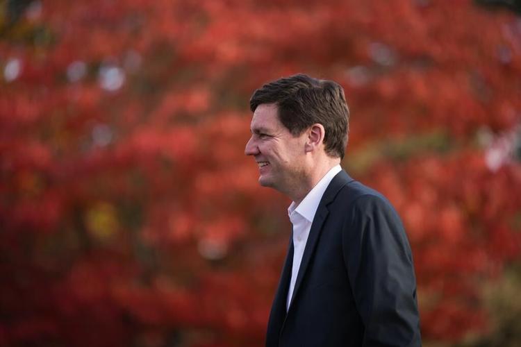 B.C. smashes advance voting record as forecast calls for election-day drenching