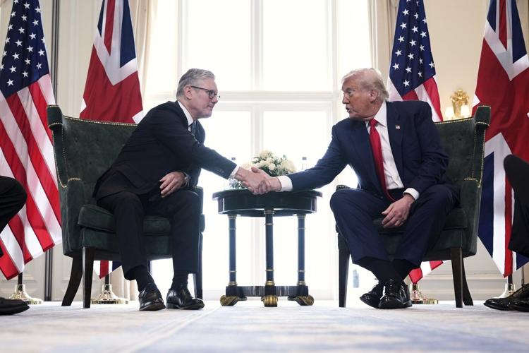 Trump talks Gaza, Ukraine and his golf course, in meeting with UK's prime minister