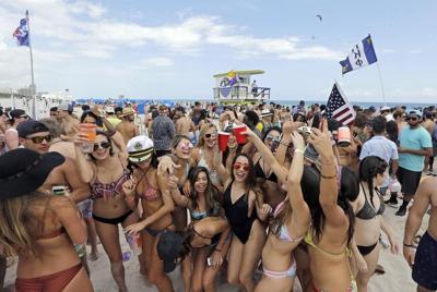Judge: Miami Beach can end liquor sales in area at 2 a.m.