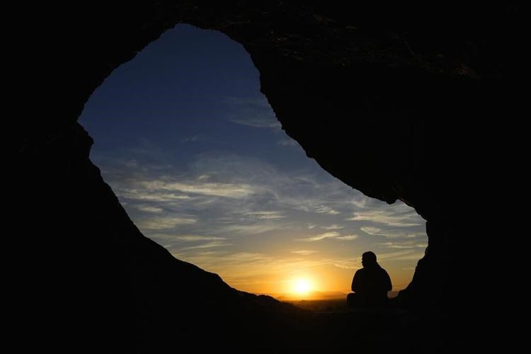 As he leaves Phoenix's blistering sun, AP's climate news director reflects on desert life
