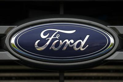 Unifor names Ford as first target in auto industry bargaining