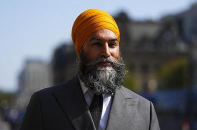 Conservatives deny link to protesters that harassed Singh after Liberals blame them