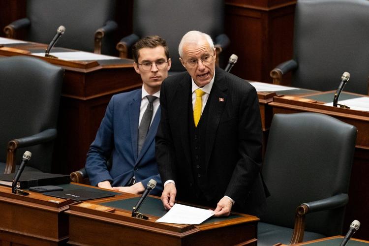 Ontario to loosen internal trade, remove barriers on alcohol and labour mobility