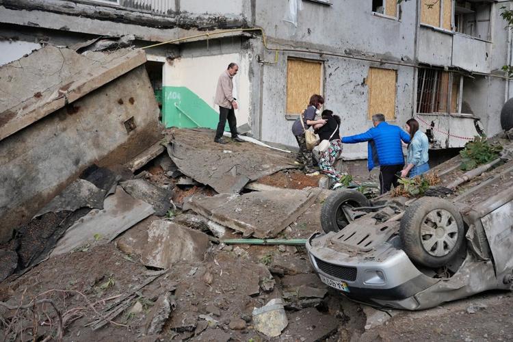 Russian missile and drone attack on Ukraine's capital kills at least 10