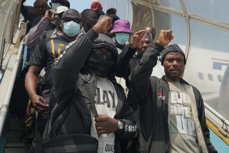 Nigerian migrants returning from South Africa face the same economic issues they left behind