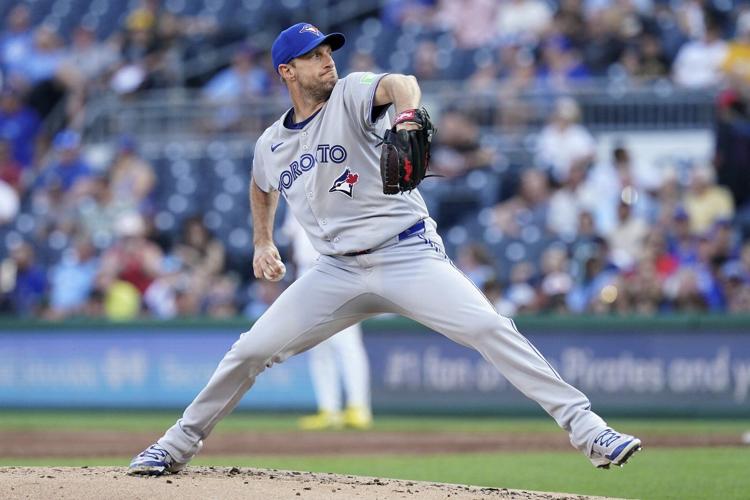 Scherzer, Springer, Kirk lead Blue Jays to 7-3 win over Pirates