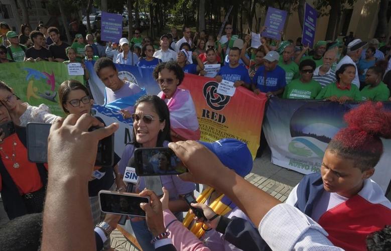 Dominican activists protest against a new criminal code that would maintain total abortion ban