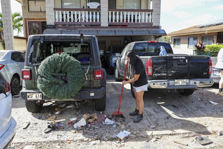 A fireworks explosion in the Honolulu area has killed 3 people and injured at least 20