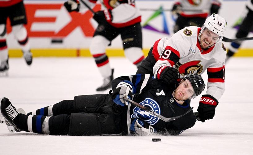 Lightning deal the Senators a blow in the playoff race by beating them 4-2