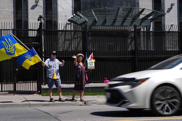 Russian embassy protesters keep daily picket, 4.5 years into Ukraine invasion